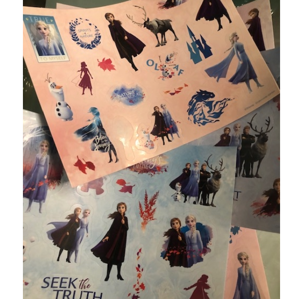 set colante personaje froze ou surpriza